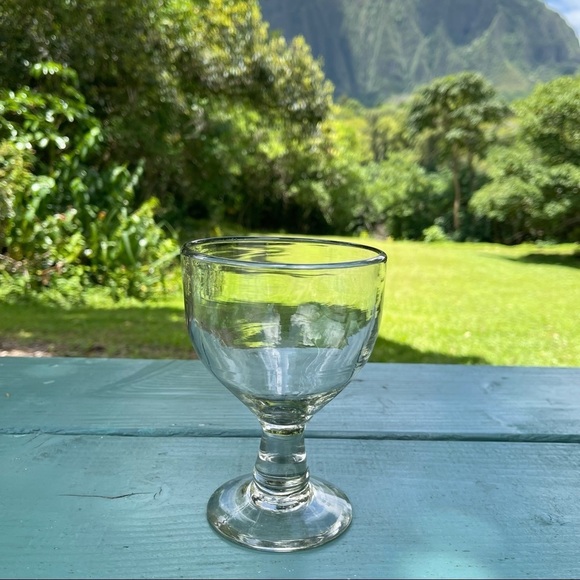 Vintage Heavy Glass Sherbet Dessert Ice Cream Dish with Stem Pedestal Bowl. - Picture 2 of 7